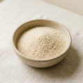Illustrative image of Irish moss powder in a ceramic bowl