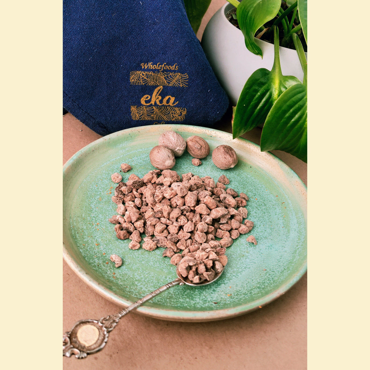 Nutmeg Whole ORGANIC
